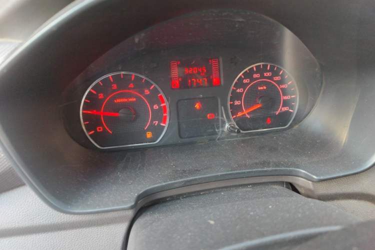 Used Wuling Hongguang V 2022 1.5L Jingqu Version Hydraulic Power Steering LAR Instrument Cluster