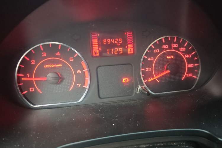 Used Wuling Hongguang V 2022 1.5L Jingqu Edition Electric-Assist LAR Instrument Cluster