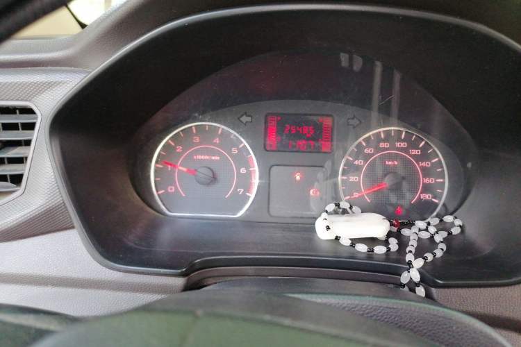 Used Wuling Hongguang V 2022 1.5L Jingqu Version Hydraulic Power Steering LAR Instrument Cluster
