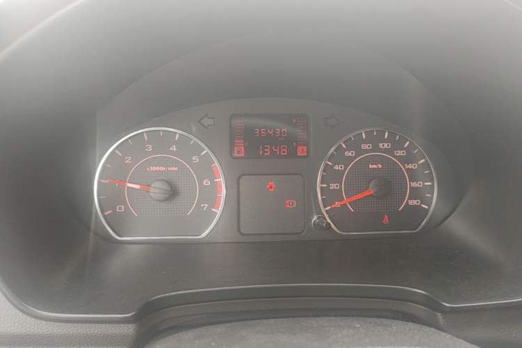 Used Wuling Hongguang V 2022 1.5L Jingqu Edition Electric-Assist LAR Instrument Cluster