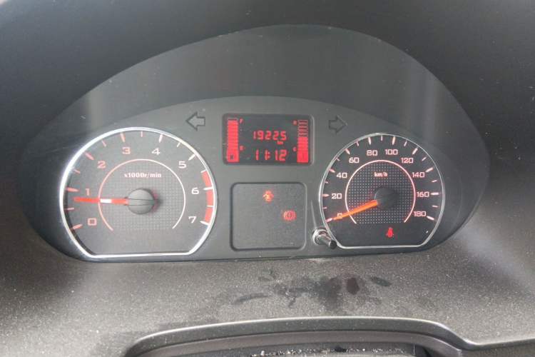 Used Wuling Hongguang V 2022 1.5L Jingqu Edition Electric-Assist LAR Instrument Cluster