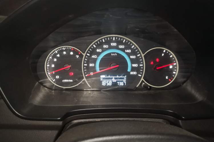 Used Wuling Hongguang V 2022 1.5L Enjoy Edition Electric-Powered LAR Instrument Cluster