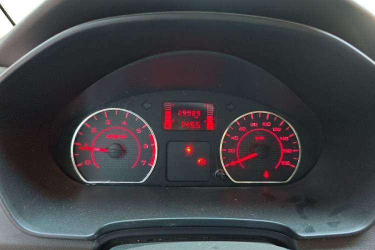 Used Wuling Hongguang V 2022 1.5L Jingqu Edition Electric-Assist LAR Instrument Cluster