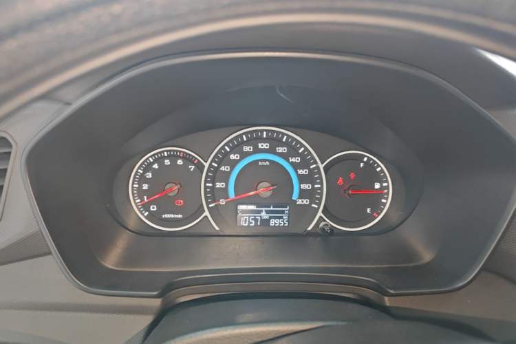 Used Wuling Hongguang V 2022 1.5L Enjoy Edition Electric-Powered LAR Instrument Cluster