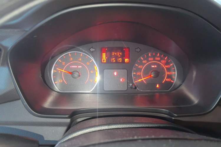 Used Wuling Hongguang V 2022 1.5L Jingqu Edition Electric-Assist LAR Instrument Cluster