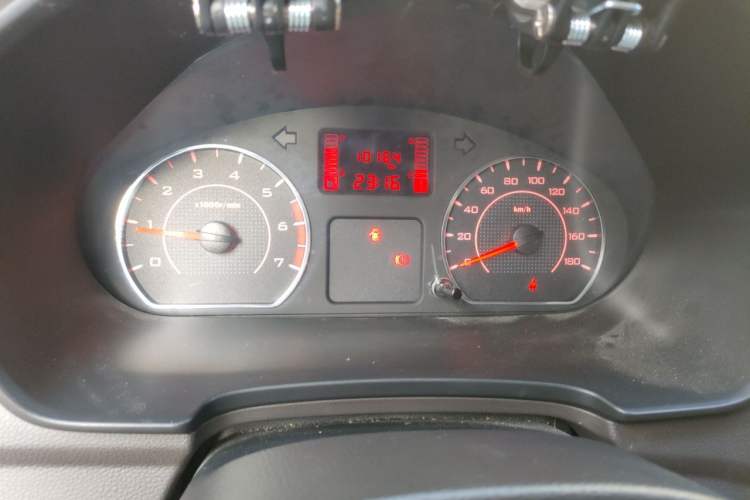 Used Wuling Hongguang V 2022 1.5L Jingqu Edition Electric-Assist LAR Instrument Cluster