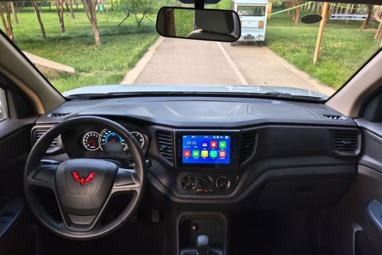 Used Wuling Hongguang V 2022 1.5L Enjoy Edition Hydraulic Power Steering LAR Interior 1