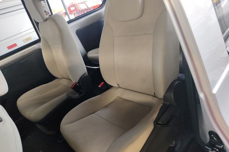 Used Wuling Hongguang V 2022 1.5L Enjoy Edition Electric-Powered LAR Interior 1