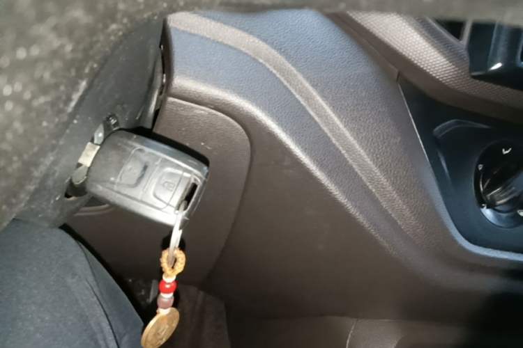 Used Wuling Hongguang V 2022 1.5L Enjoy Edition Electric-Powered LAR Interior 1