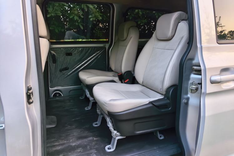 Used Wuling Hongguang V 2022 1.5L Enjoy Edition Hydraulic Power Steering LAR Interior 3