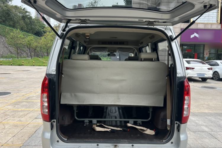 Used Wuling Hongguang V 2022 1.5L Enjoy Edition Electric-Powered LAR Interior 6