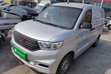 Used Wuling Hongguang V 2022 1.5L Jingqu Edition Enclosed-Window Vehicle with Electric Power Steering LAR