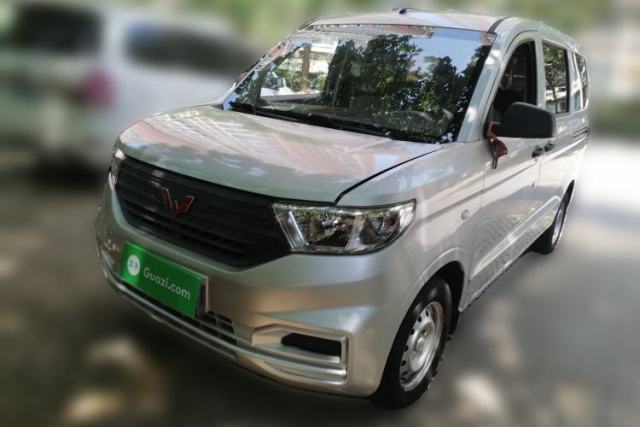 Ojetý Wuling Hongguang V 2022 1.5L Jingqu Version Hydraulic Power Steering LAR