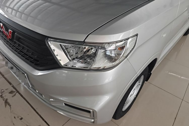 Used Wuling Hongguang V 2022 1.5L Jingqu Edition Enclosed-Window Vehicle with Electric Power Steering LAR Left Front Headlight