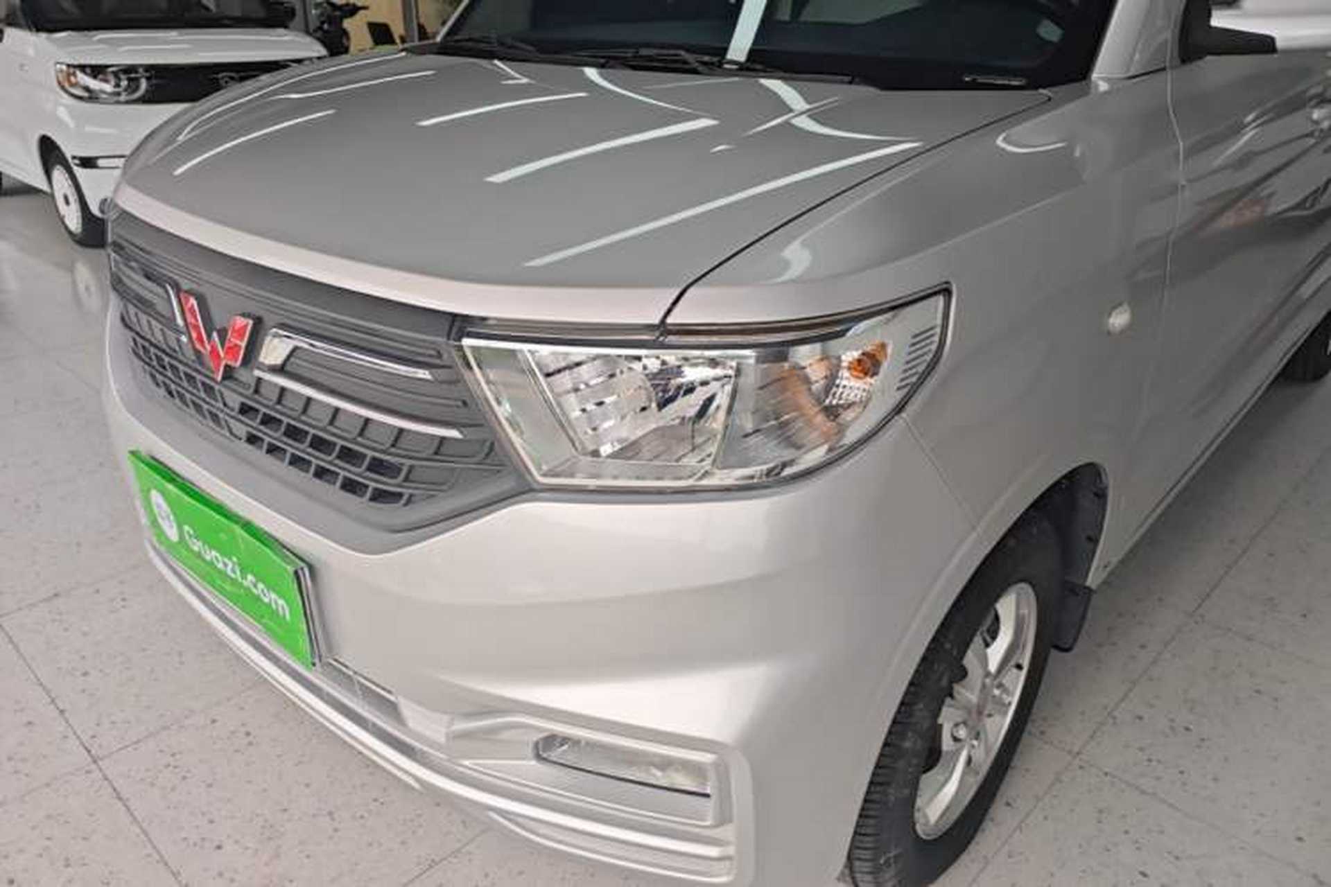 Used Wuling Hongguang V 2022 1.5L Enjoy Edition Electric-Powered LAR Left Front Headlight
