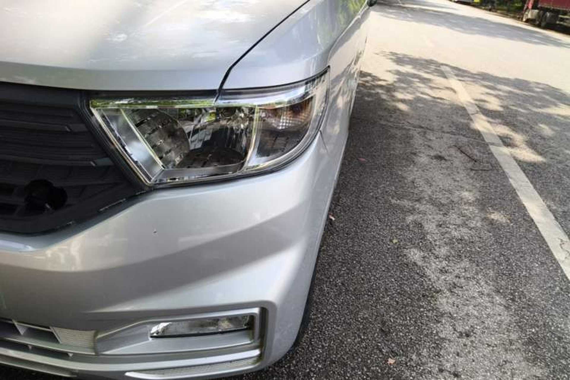 Used Wuling Hongguang V 2022 1.5L Enjoy Edition Electric-Powered LAR Left Front Headlight