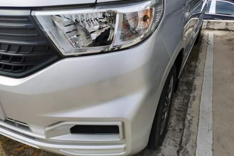 Used Wuling Hongguang V 2022 1.5L Jingqu Version Hydraulic Power Steering LAR Left Front Headlight