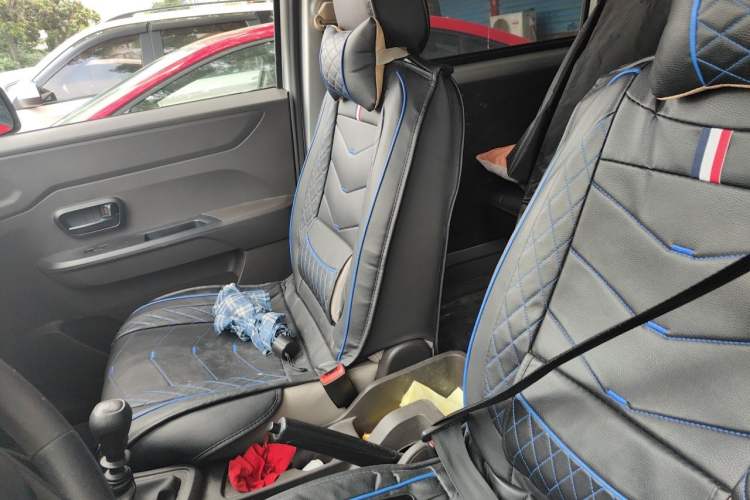 Used Wuling Hongguang V 2022 1.5L Enjoy Edition Electric-Powered LAR Left Front Seat