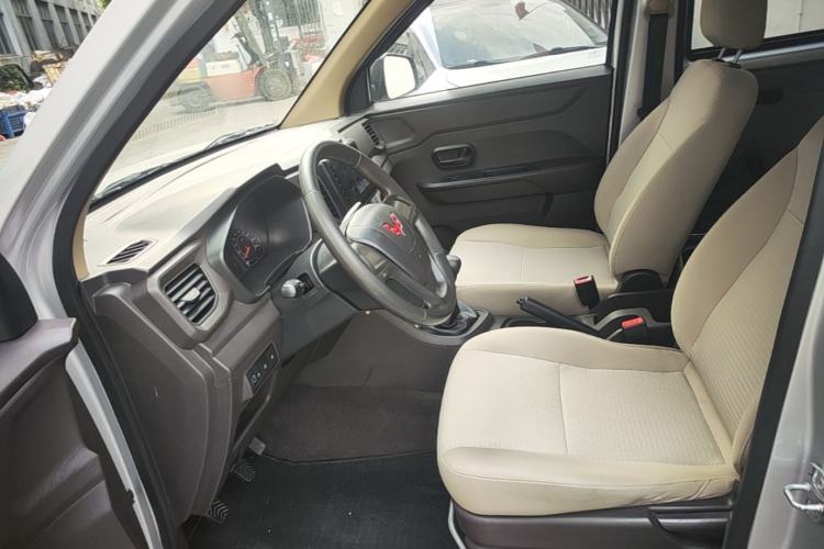 Used Wuling Hongguang V 2022 1.5L Jingqu Edition Electric-Assist LAR Left Front Seat