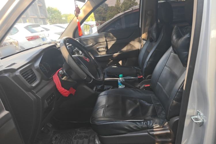Used Wuling Hongguang V 2022 1.5L Enjoy Edition Electric-Powered LAR Left Front Seat
