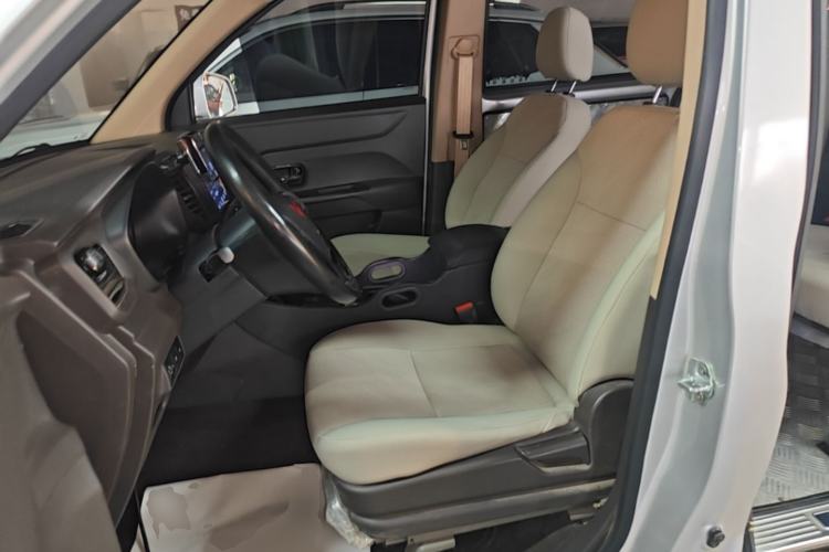 Used Wuling Hongguang V 2022 1.5L Enjoy Edition Hydraulic Power Steering LAR Left Front Seat