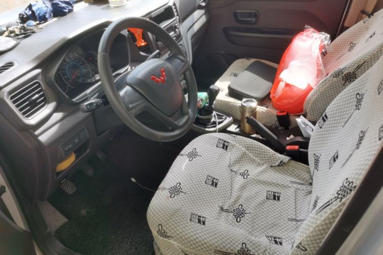 Used Wuling Hongguang V 2022 1.5L Enjoy Edition Electric-Powered LAR Left Front Seat