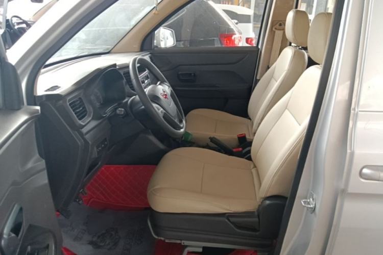 Used Wuling Hongguang V 2022 1.5L Enjoy Edition Electric-Powered LAR Left Front Seat