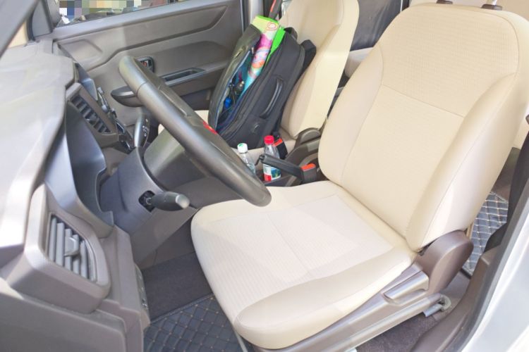 Used Wuling Hongguang V 2022 1.5L Jingqu Version Hydraulic Power Steering LAR Left Front Seat