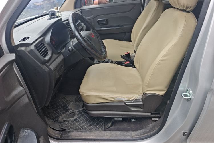 Used Wuling Hongguang V 2022 1.5L Jingqu Edition Electric-Assist LAR Left Front Seat