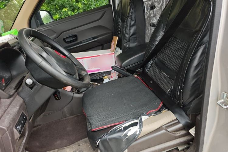 Used Wuling Hongguang V 2022 1.5L Jingqu Version Hydraulic Power Steering LAR Left Front Seat
