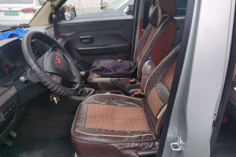 Used Wuling Hongguang V 2022 1.5L Enjoy Edition Electric-Powered LAR Left Front Seat