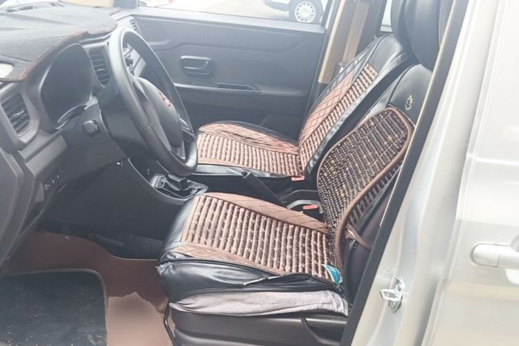 Used Wuling Hongguang V 2022 1.5L Enjoy Edition Electric-Powered LAR Left Front Seat