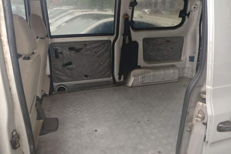 Used Wuling Hongguang V 2022 1.5L Jingqu Version Hydraulic Power Steering LAR Left Rear Seat