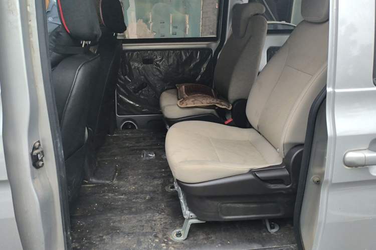 Used Wuling Hongguang V 2022 1.5L Enjoy Edition Electric-Powered LAR Left Rear Seat