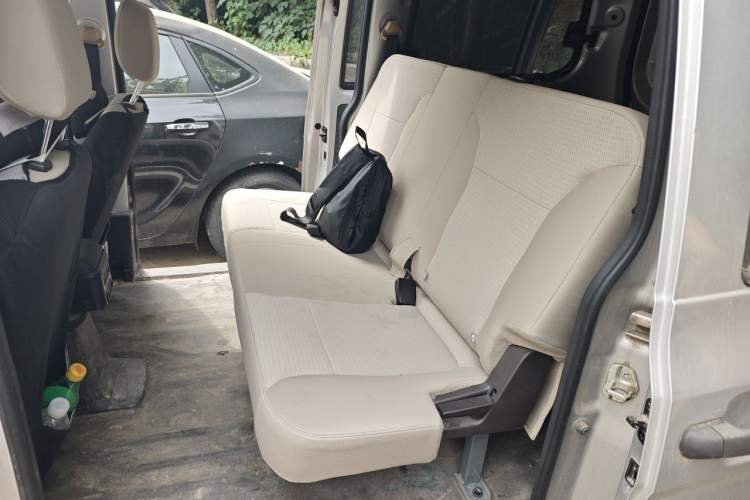 Used Wuling Hongguang V 2022 1.5L Jingqu Edition Electric-Assist LAR Left Rear Seat