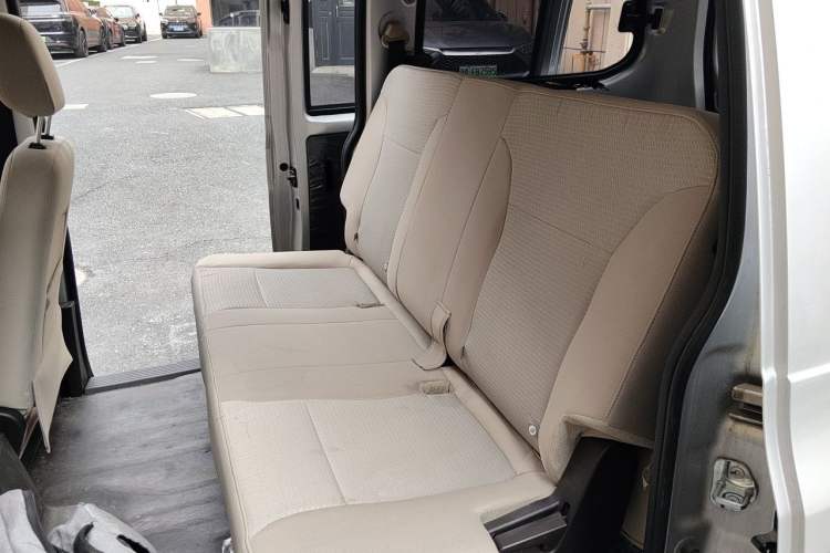 Used Wuling Hongguang V 2022 1.5L Jingqu Version Hydraulic Power Steering LAR Left Rear Seat