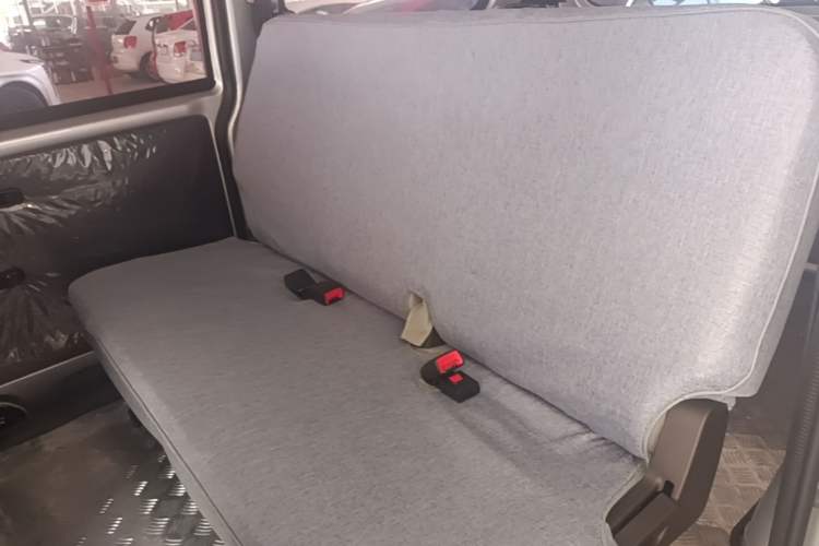 Used Wuling Hongguang V 2022 1.5L Jingqu Edition Electric-Assist LAR Left Rear Seat