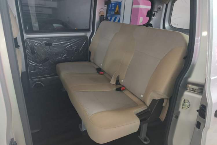 Used Wuling Hongguang V 2022 1.5L Jingqu Version Hydraulic Power Steering LAR Left Rear Seat
