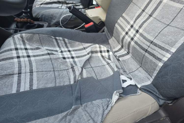 Used Wuling Hongguang V 2022 1.5L Jingqu Version Hydraulic Power Steering LAR Left Rear Seat