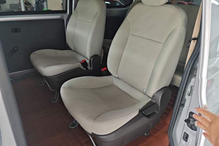 Used Wuling Hongguang V 2022 1.5L Enjoy Edition Electric-Powered LAR Left Rear Seat