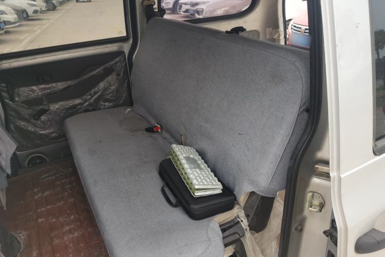 Used Wuling Hongguang V 2022 1.5L Jingqu Version Hydraulic Power Steering LAR Left Rear Seat