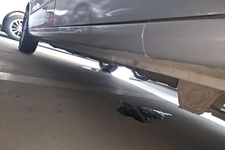 Used Wuling Hongguang V 2022 1.5L Enjoy Edition Electric-Powered LAR Left Side Sill