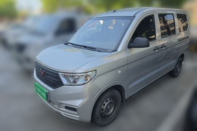 Used Wuling Hongguang V 2022 1.5L Jingqu Version Hydraulic Power Steering LAR