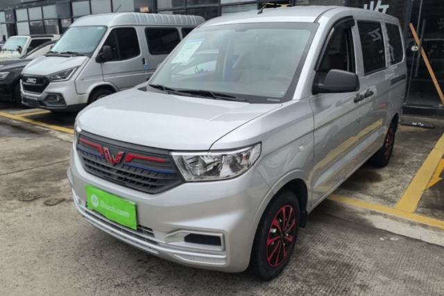 Wuling Hongguang V 2022 1.5L Jingqu Edition Electric-Assist LAR usado