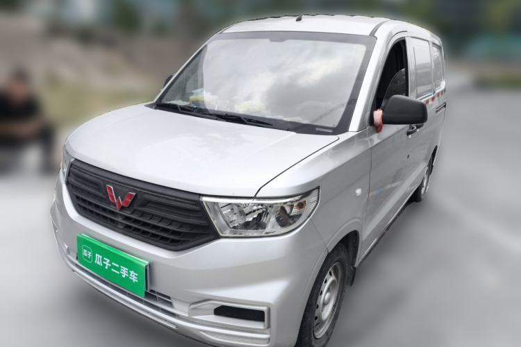 Used Wuling Hongguang V 2022 1.5L Jingqu Edition Enclosed-Window Vehicle with Hydraulic Power Steering LAR Guazi used car, China used car export, Used car for sale, Used  cars, Cheapest cars for sale