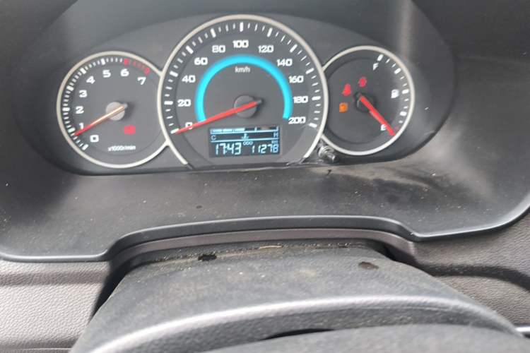 Used Wuling Hongguang V 2022 1.5L Enjoy Edition Electric-Powered LAR Odometer Close Up