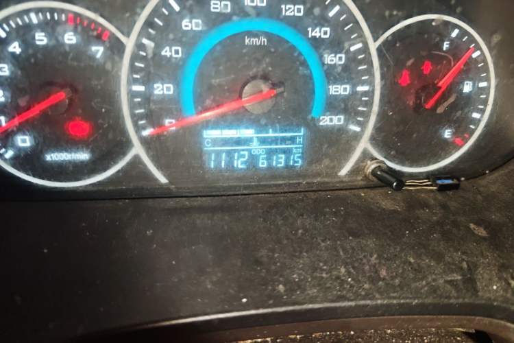 Used Wuling Hongguang V 2022 1.5L Enjoy Edition Electric-Powered LAR Odometer Close Up