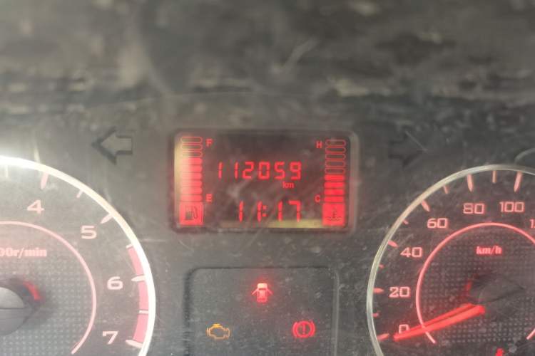 Used Wuling Hongguang V 2022 1.5L Jingqu Version Hydraulic Power Steering LAR Odometer Close Up