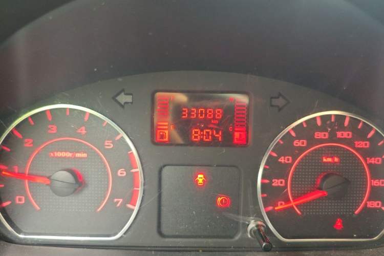 Used Wuling Hongguang V 2022 1.5L Jingqu Version Hydraulic Power Steering LAR Odometer Close Up