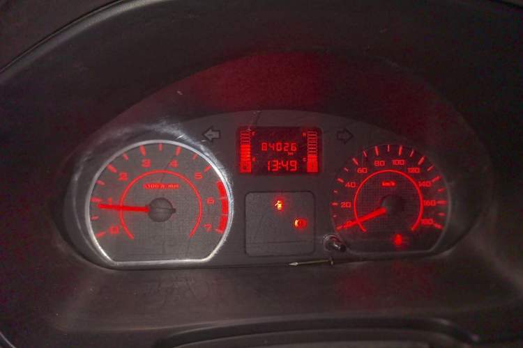 Used Wuling Hongguang V 2022 1.5L Jingqu Version Hydraulic Power Steering LAR Odometer Close Up
